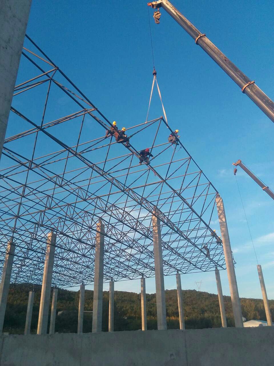 江油汪清物流园网架